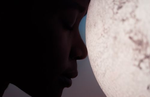 PELVIS Y LUNA EN LA MUJER SALUD JUVENTUD SEITAI KATSUGEN UNDO LAURA LOPEZ COTO